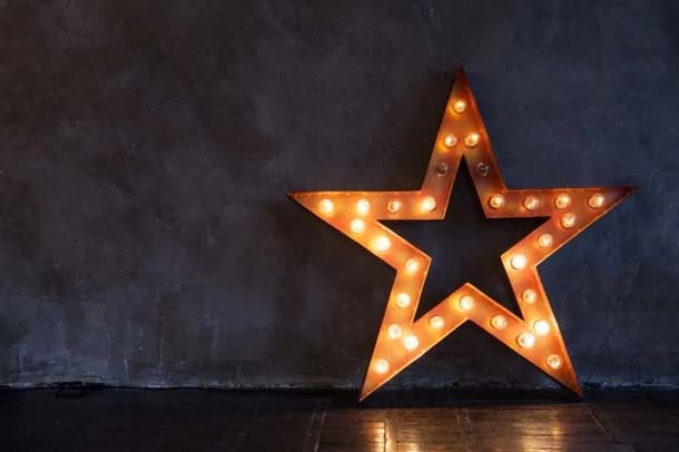 سلبریتی؛ ویترین یا کنشگر؟