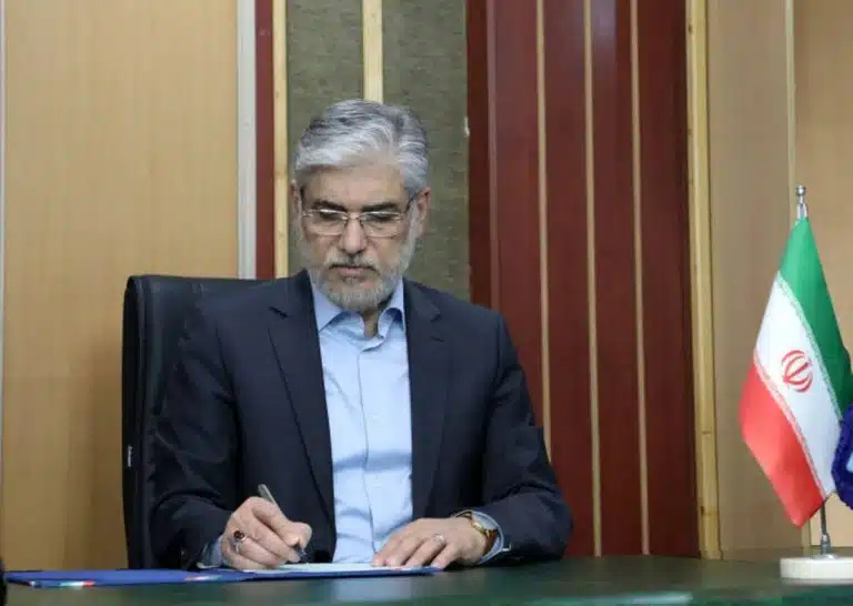 پیام وزیر علوم مجاهدت علمی، ادامه راه شهدا