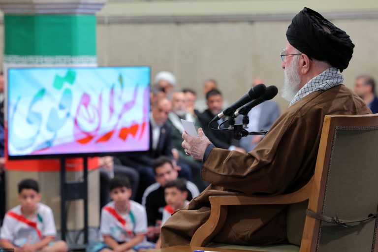 رهبر انقلاب جوان ایرانی مظهر «امید» و توانایی است